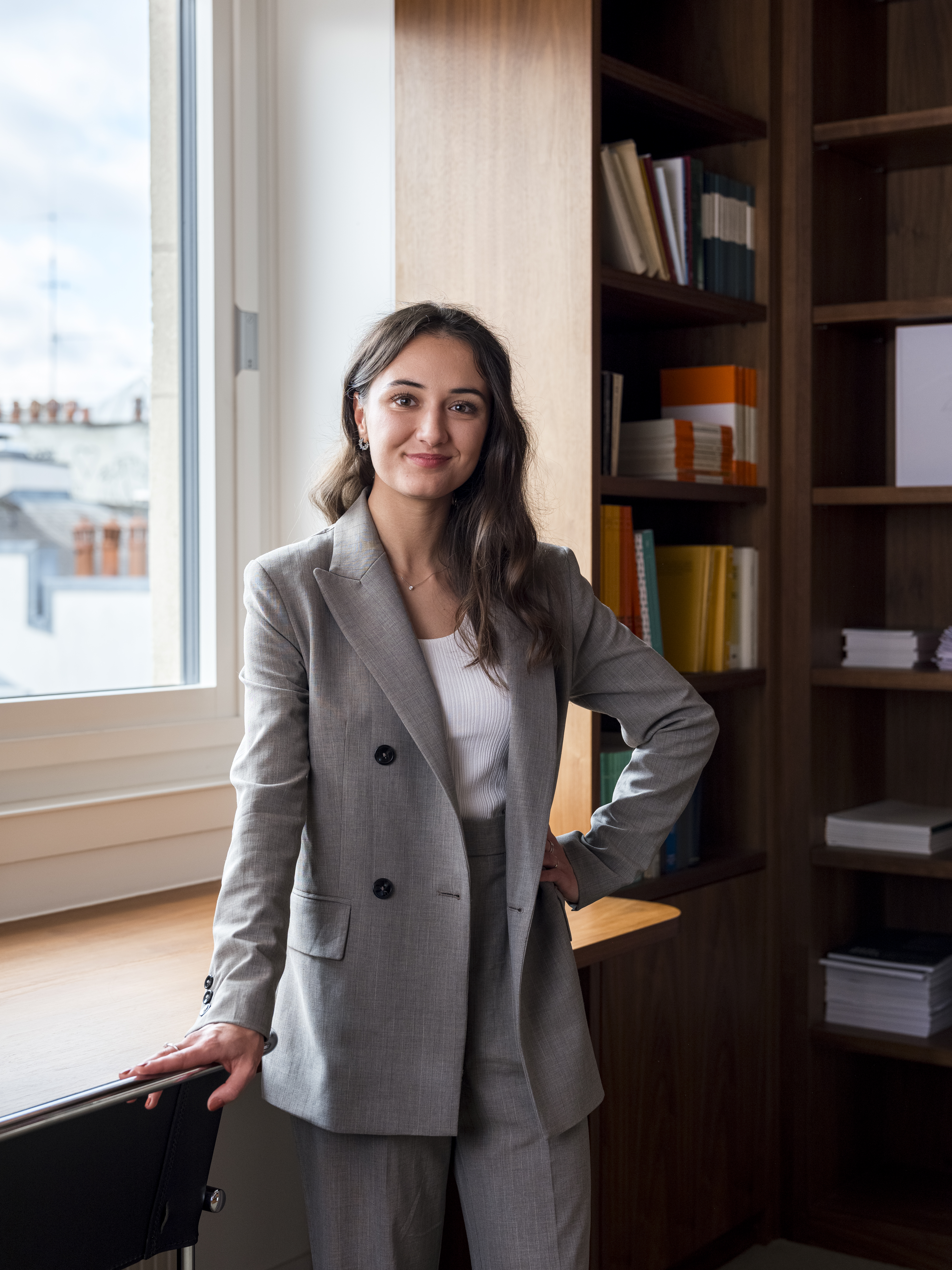 JS Louna Andre╠Ü HD